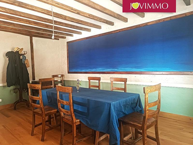 Maison - 230 m² - 10 pièces