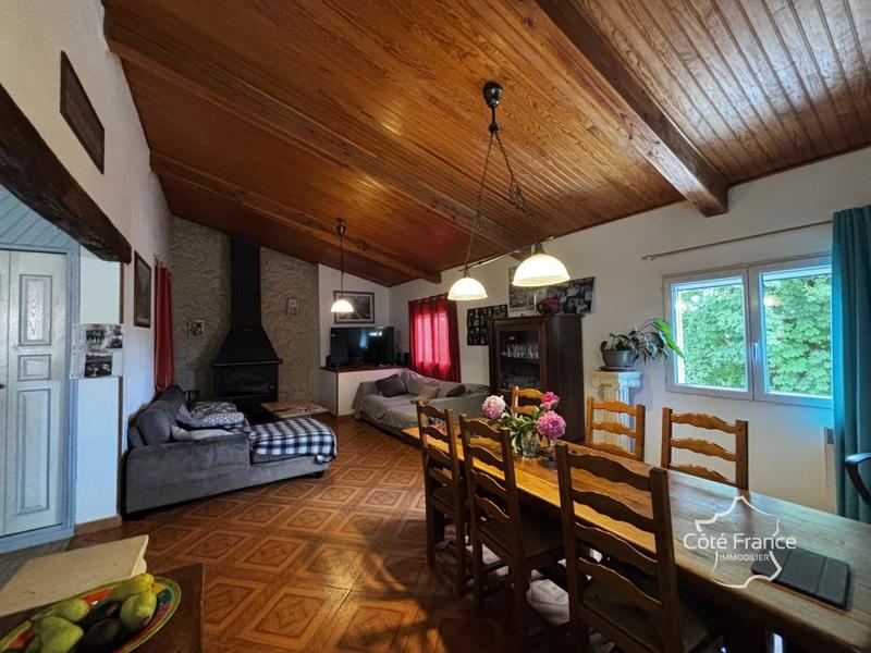 Corps de ferme - 98 m² - 6 pièces