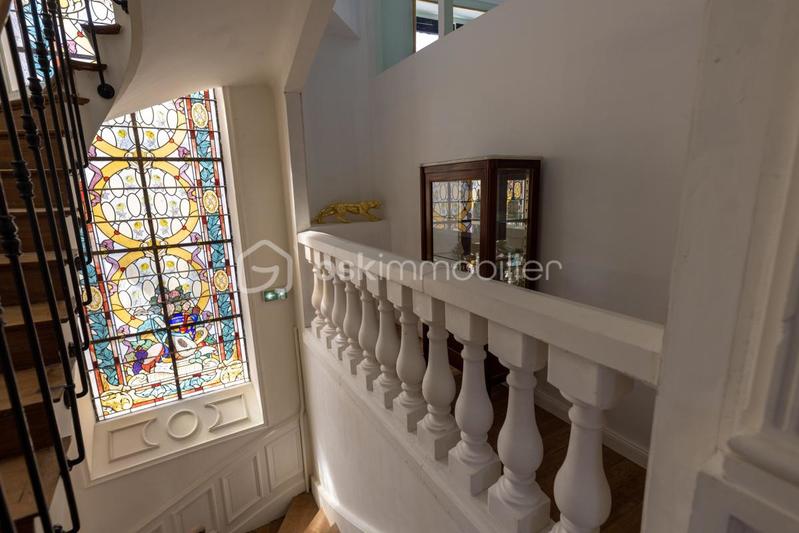 Immeuble - 600 m² - 14 pièces