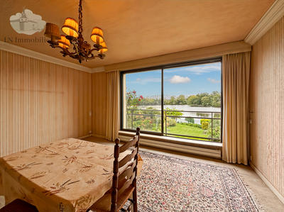 Maison - 189 m² - 9 pièces