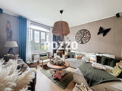 Maison - 196 m² - 7 pièces