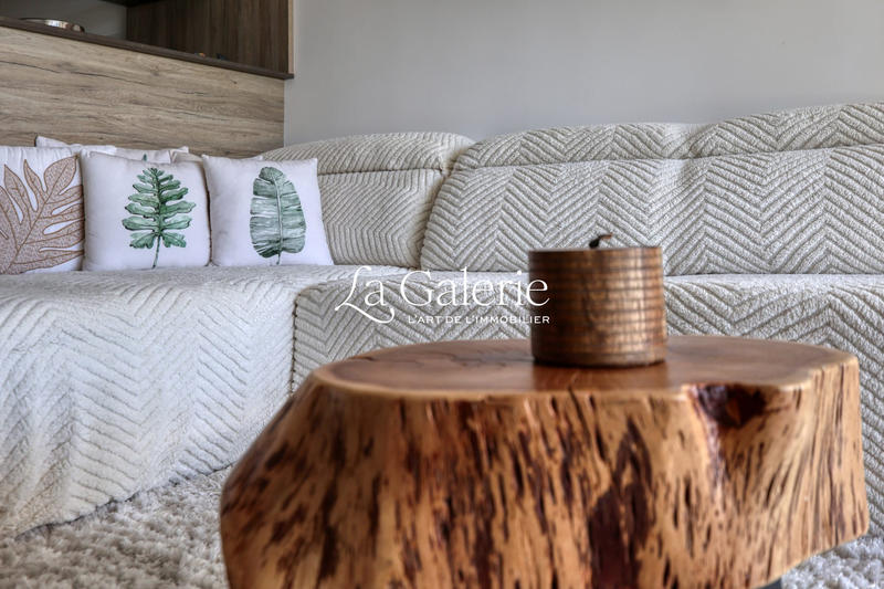 Appartement - 83 m² - 4 pièces