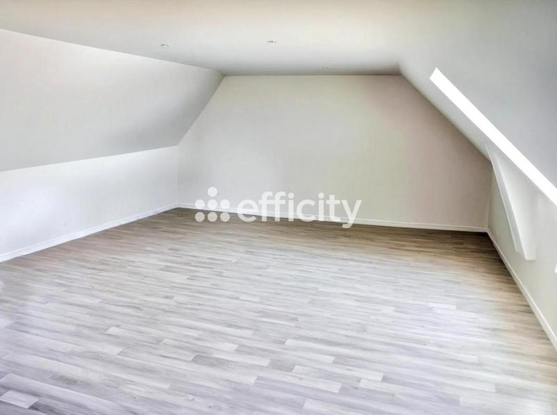 Maison - 113 m² - 5 pièces