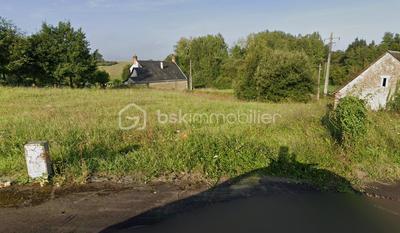 Terrain constructible - 695 m²