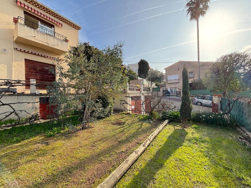 Appartement - 93 m² - 5 pièces