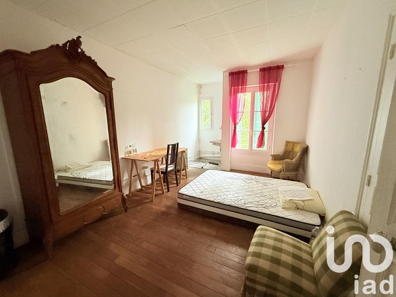 Maison - 430 m² - 12 pièces