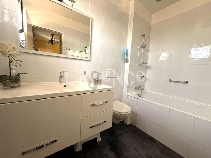 Maison - 91 m² - 5 pièces