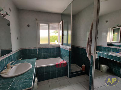 Maison - 103 m² - 4 pièces