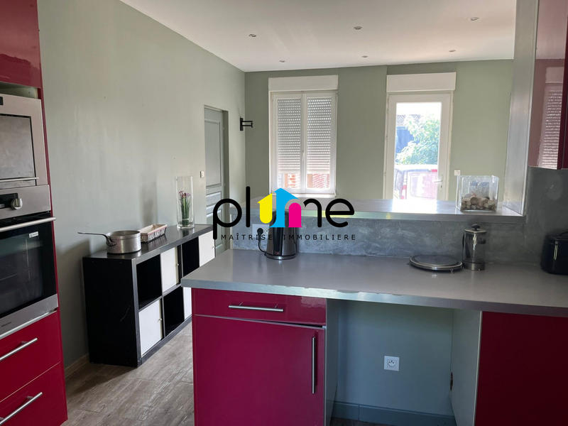 Maison - 200 m² - 7 pièces