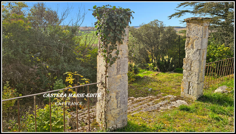 Château - 500 m² - 16 pièces