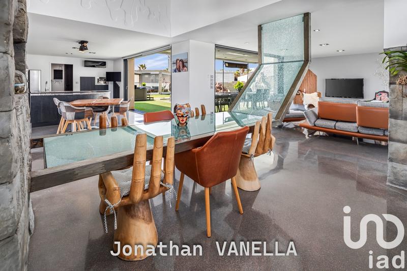 Maison de maîtres - 260 m² - 8 pièces