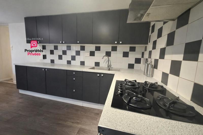 Maison - 98 m² - 5 pièces