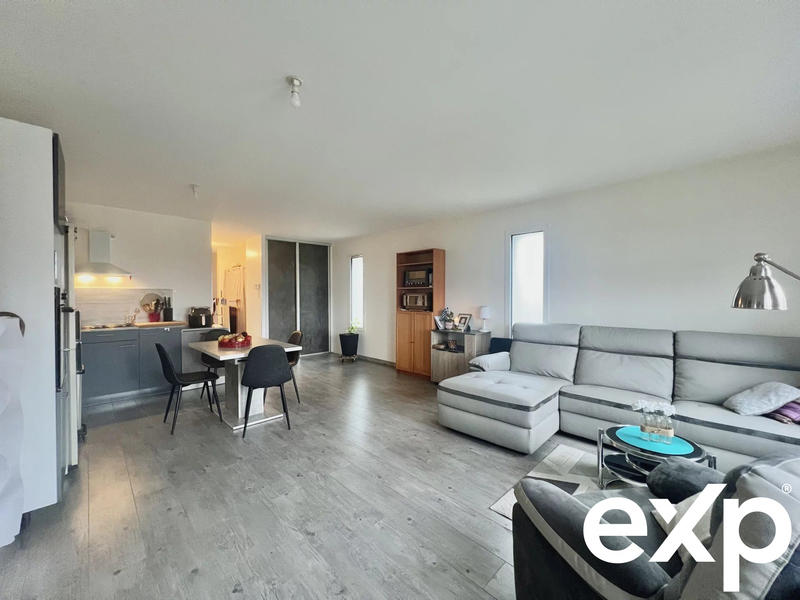 Maison - 137 m² - 7 pièces