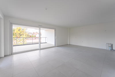 Appartement - 80 m² - 3 pièces