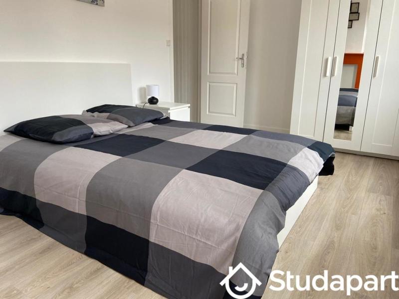 Chambre - 25 m² - 1 pièce