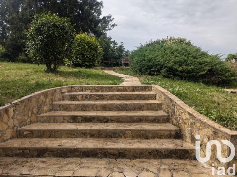 Maison - 305 m² - 10 pièces