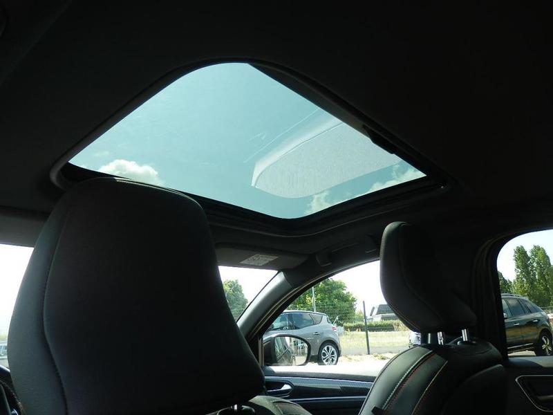 Renault Arkana R.S. Line Tce 140 Edc