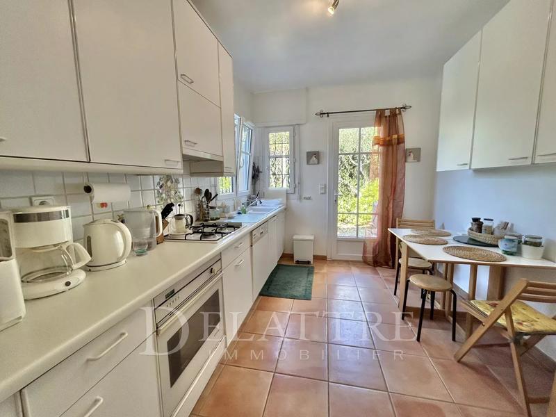 Villa - 170 m² - 8 pièces