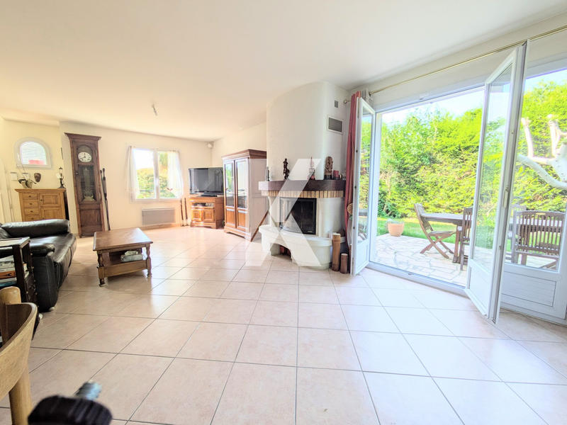 Maison - 144 m² - 6 pièces