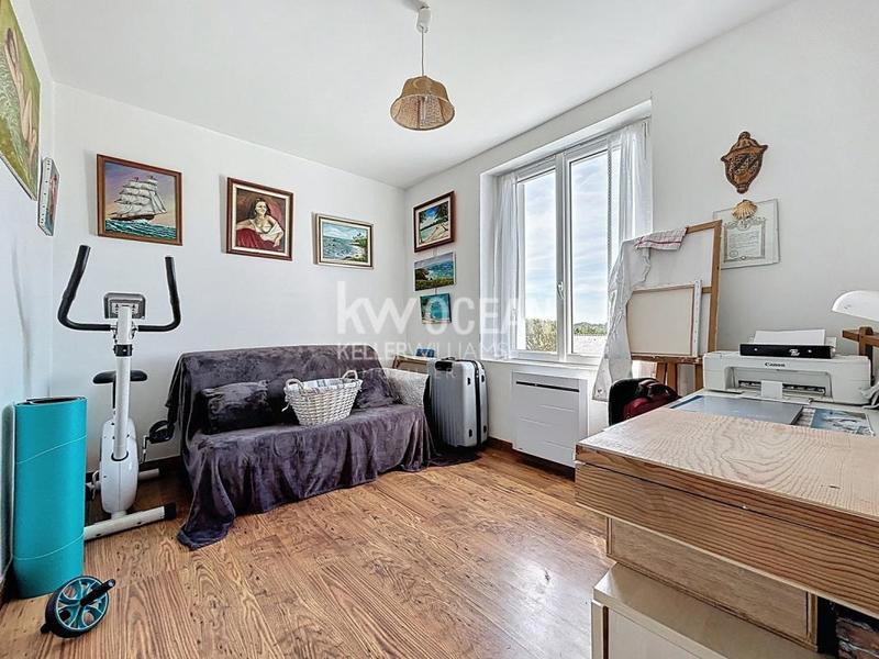 Maison - 79 m² - 6 pièces