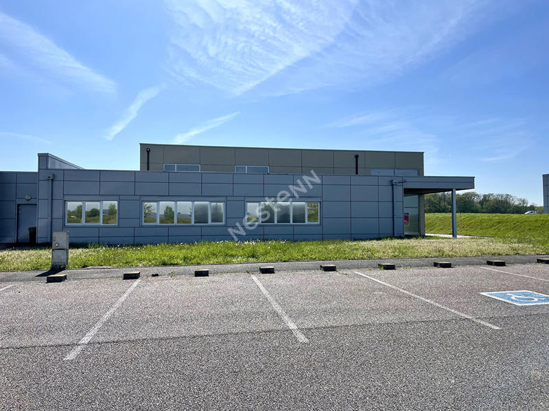 Local d'activité / Entrepôt - 476 m²