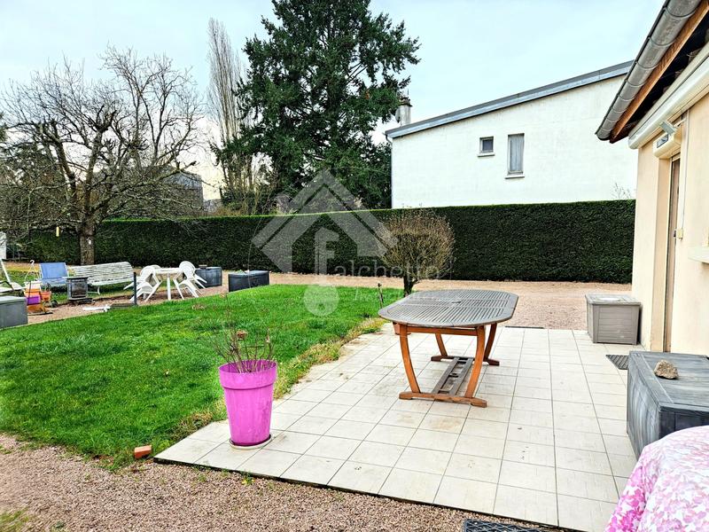 Maison - 110 m² - 4 pièces