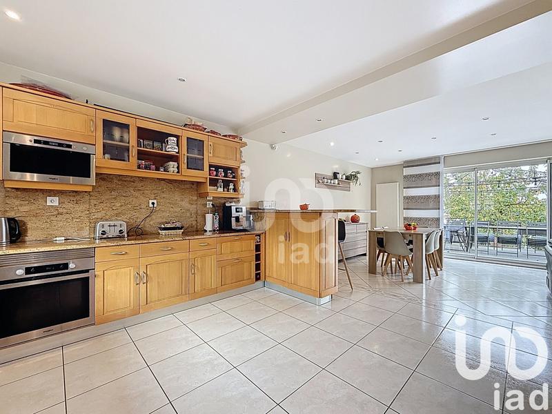 Maison - 135 m² - 6 pièces