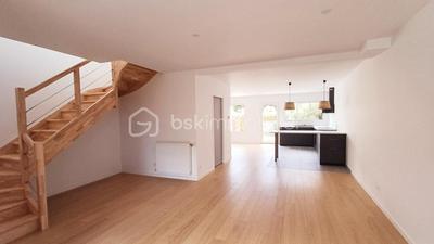 Maison - 108 m² - 4 pièces