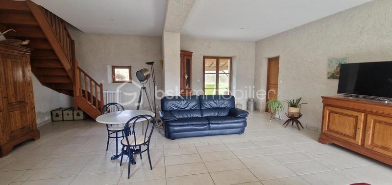 Longère - 275 m² - 9 pièces