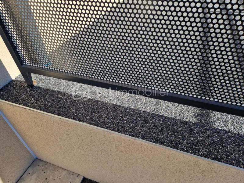 Maison - 80 m² - 1 pièce