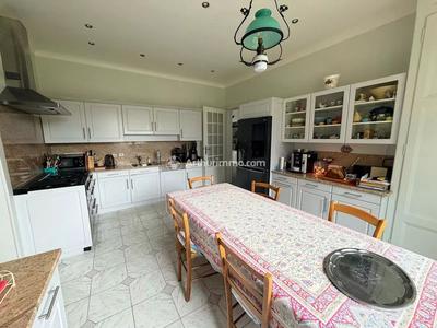 Maison - 187 m² - 5 pièces