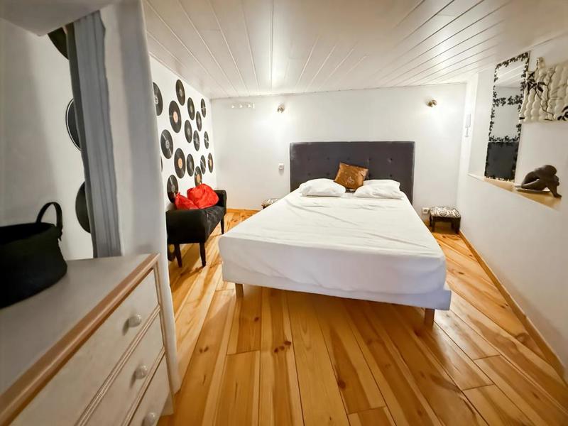 Appartement - 83 m² - 4 pièces