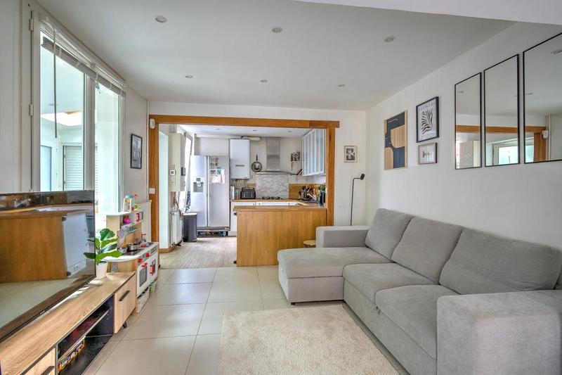 Maison - 69 m² - 5 pièces