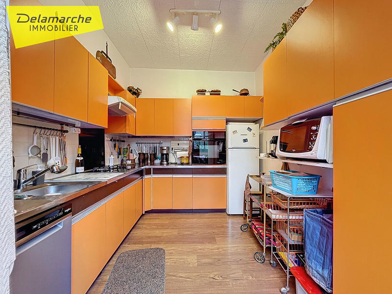 Maison - 180 m² - 10 pièces