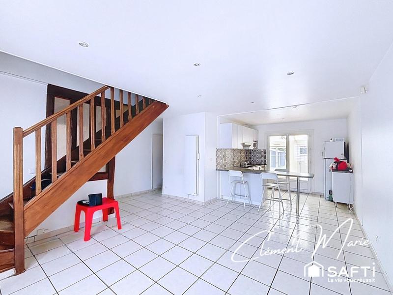 Maison - 104 m² - 7 pièces