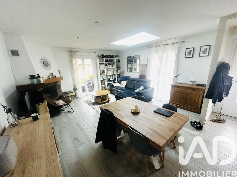 Maison - 87 m² - 4 pièces