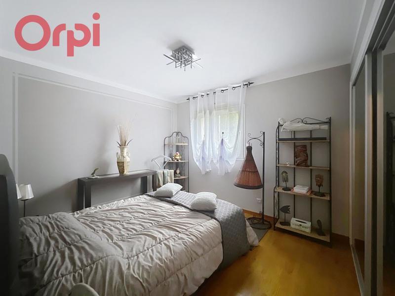 Villa - 225 m² - 5 pièces