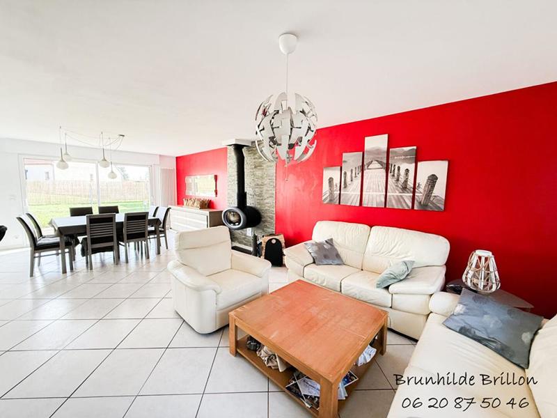 Maison - 190 m² - 8 pièces