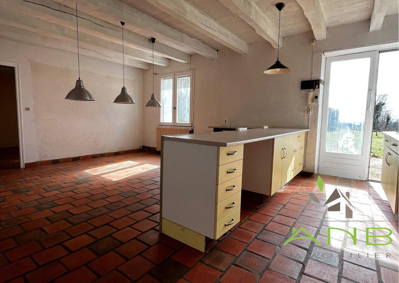 Maison - 265 m² - 7 pièces