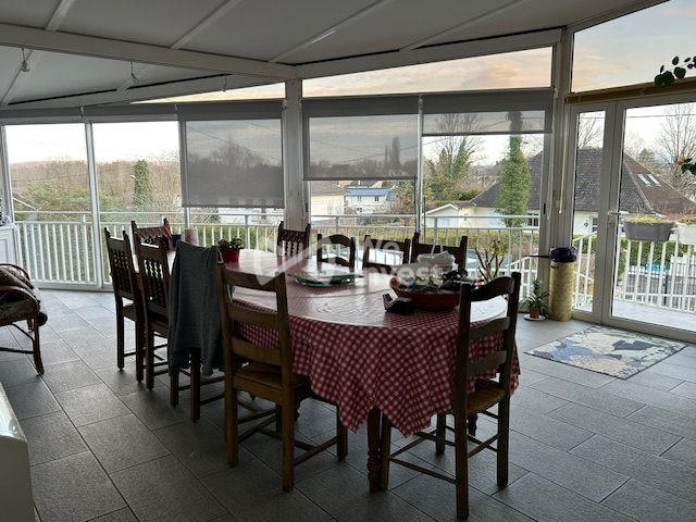 Maison - 200 m² - 7 pièces