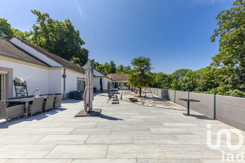 Maison - 294 m² - 7 pièces