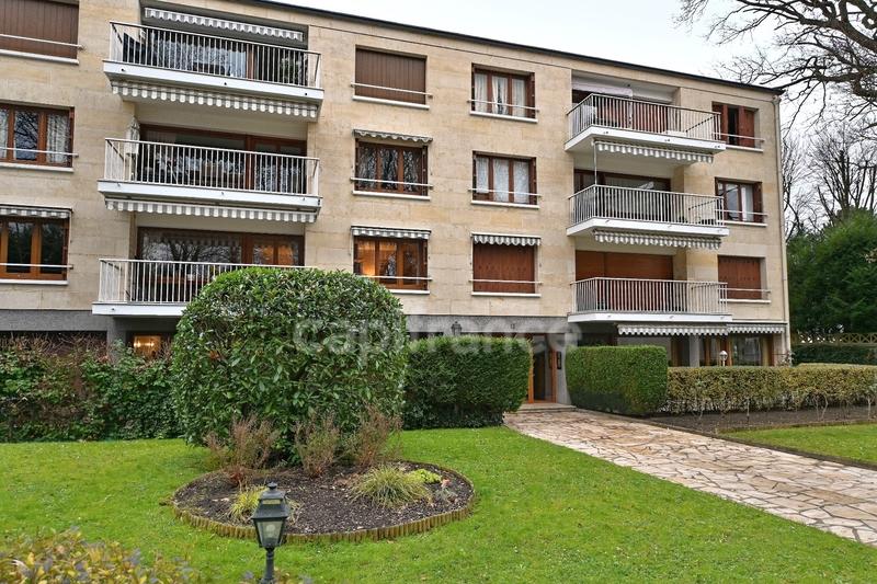 Appartement bourgeois - 122 m² - 5 pièces