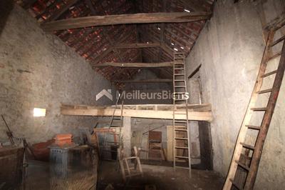 Propriété - 400 m²