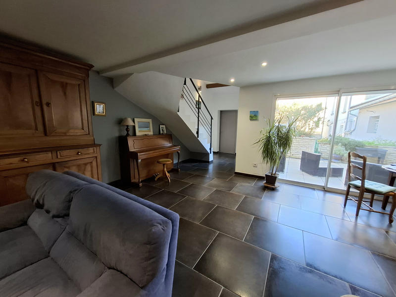 Maison - 230 m² - 6 pièces