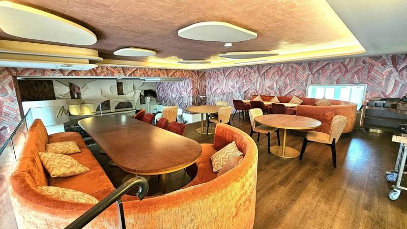 Local commercial - 220 m²