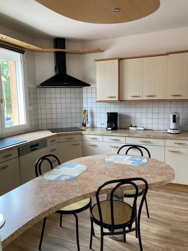 Maison - 99 m² - 6 pièces