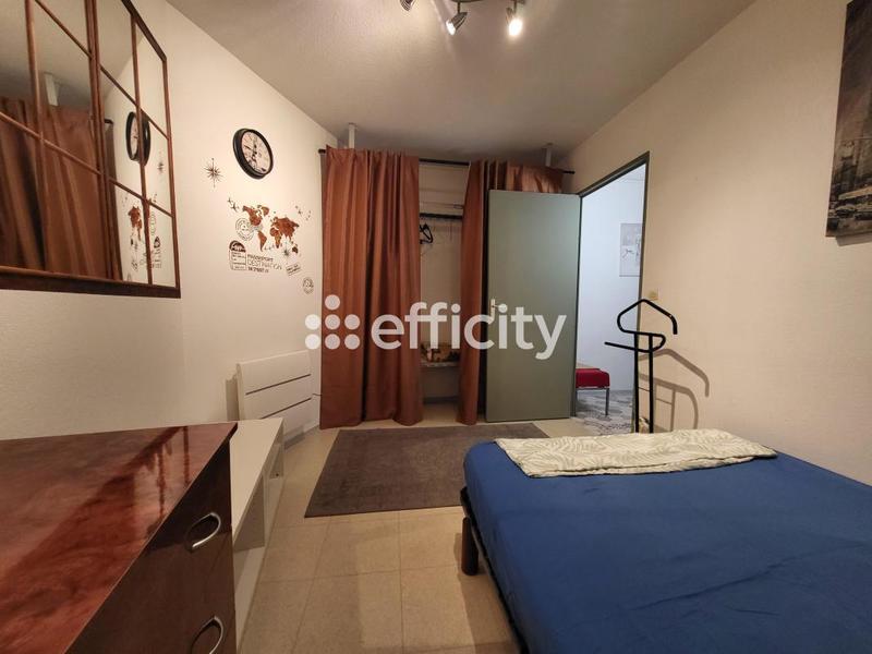 Appartement - 90 m² - 5 pièces