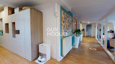 Appartement - 164 m² - 5 pièces