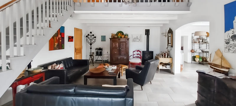 Maison - 170 m² - 7 pièces