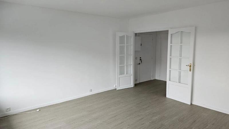 Appartement - 92 m² - 5 pièces